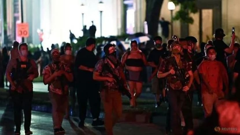 Remaja diberkas atas serangan berdarah ke atas penunjuk perasaan di Wisconsin