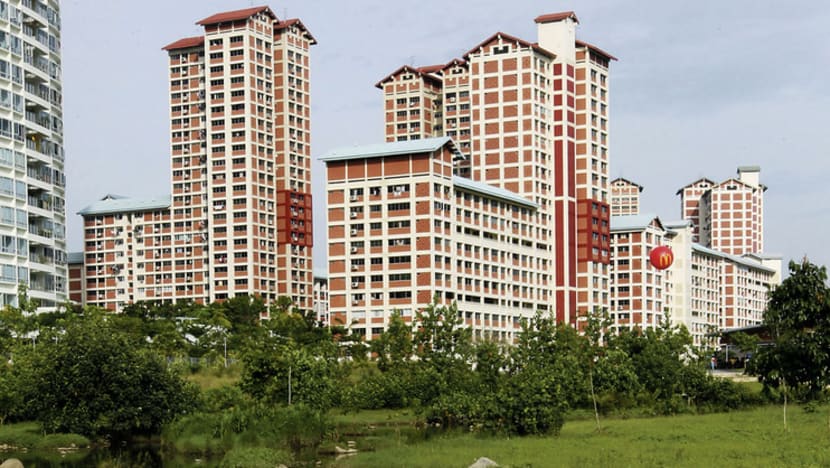 HDB resale prices fall 0.8% in March