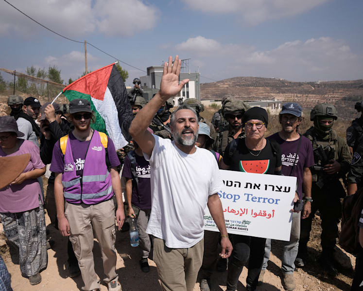 US wants Netanyahu to condemn settler siege in Palestinian village, officials say US wants Netanyahu to condemn settler siege in Palestinian village, officials say