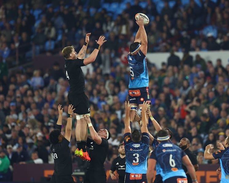 Eight-try All Blacks thump Bulls 50-19 in Pretoria
