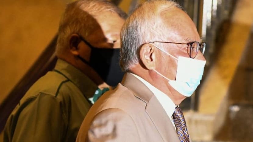 Najib tidak buat aduan atau pulangkan RM42 juta yang tersilap pindah ke dalam akaunnya