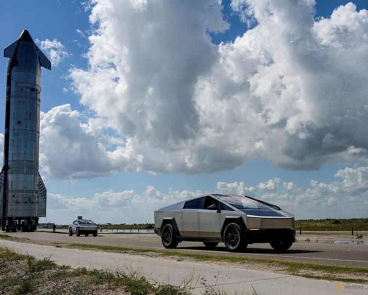 Wall St sees Tesla-SpaceX merger as inevitable, but split on price