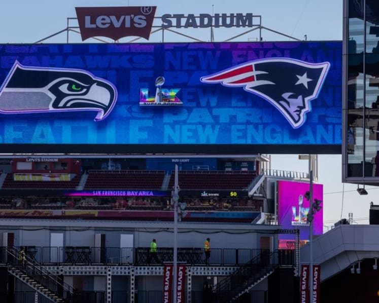 NFL-NFLPA monitoring electromagnetic field situation at Super Bowl stadium due to player concerns