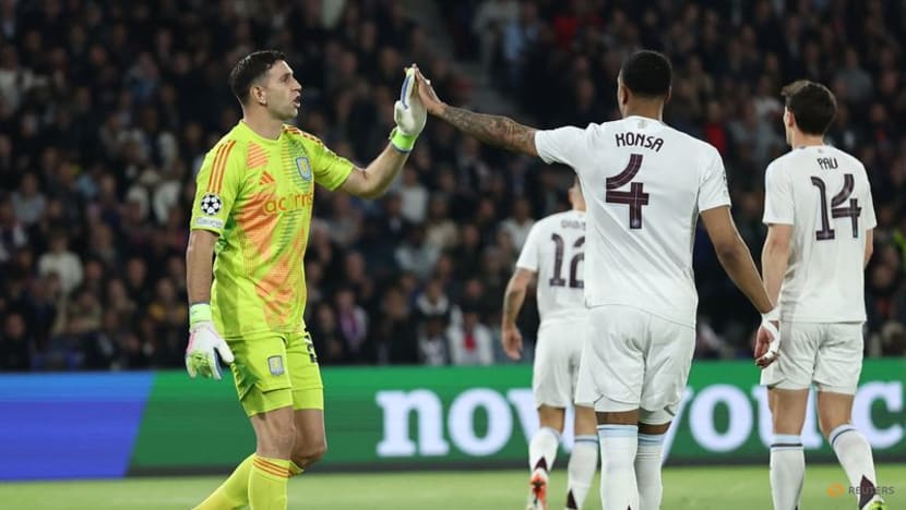 PSG fans unleash boos and insults at Villa's Martinez
