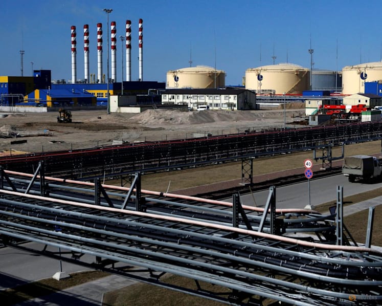 Oil prices fall as supply concerns ease on hopes for US-Iran talks