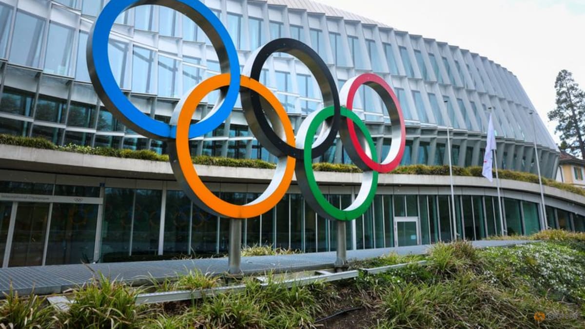 Olympic Games-Ukraine asks IOC to examine 'neutral' status of Russian athletes