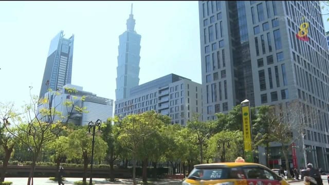 台湾解除入境隔离措施 分析：同九合一选举不无关系