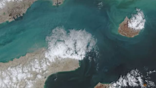 伊朗：已收到首笔霍尔木兹海峡通行费