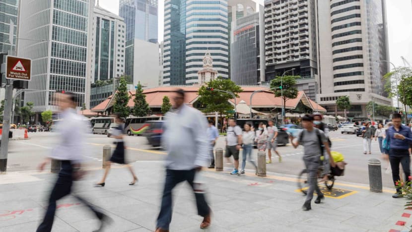 Singapore workers lag global, regional peers in workplace engagement; under-35s more disaffected, study finds