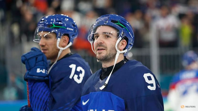 Ice hockey-Italy aiming to peak at right time after battling defeats