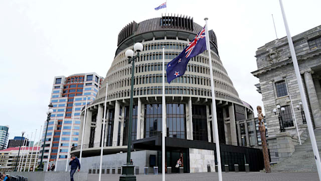 应对严重犯罪等问题 新西兰收紧移民条例