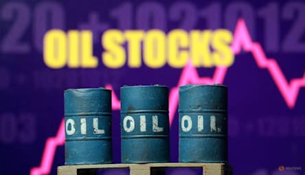 Traders place $760 million bet on falling oil ahead of Hormuz announcement 