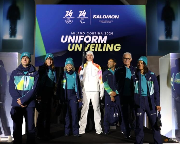 Torchbearers to wear white uniforms with flame pattern at Milano Cortina Games
