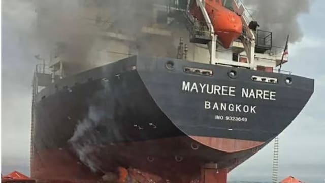 泰国货船在霍尔木兹海峡遇袭 20名船员获救3人失联