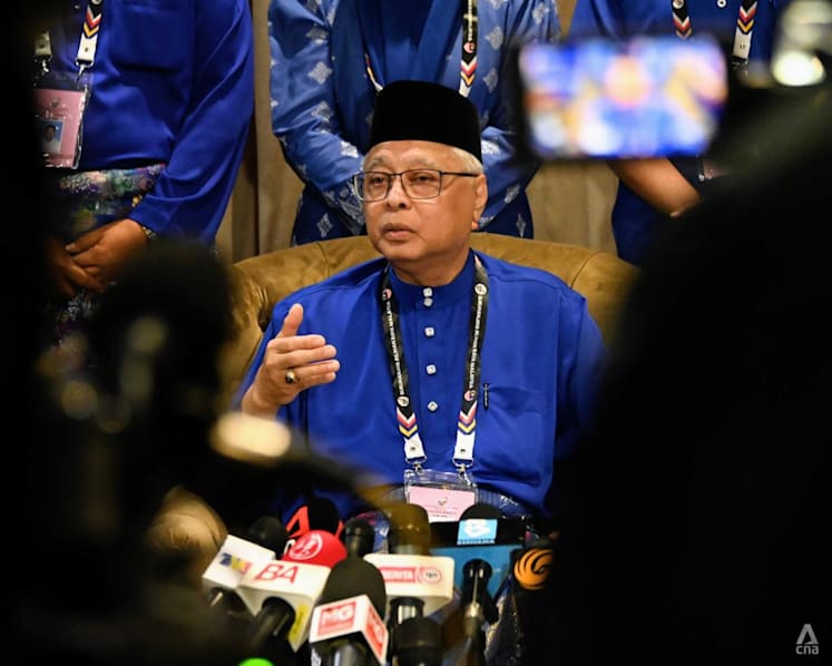 Malaysian PM declares Nov 18, 19 public holidays due to polling