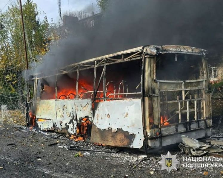 Russian strike on buses kills 30 in frontline Ukrainian city