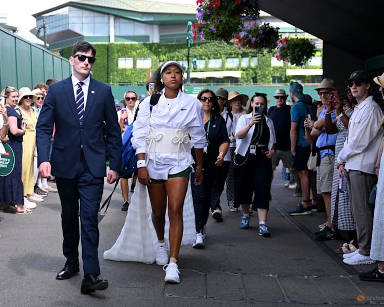 Osaka brings the style again to beat Gasanova in Wimbledon second round