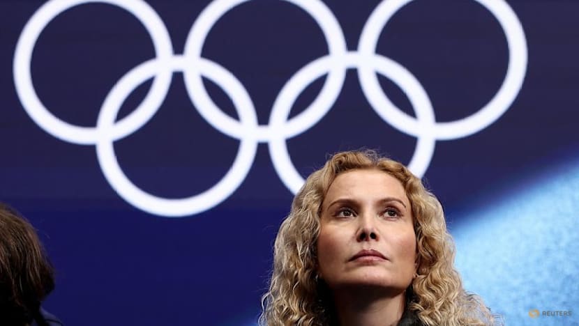 Figure skating-ISU statement follows controversy over Russian coach at Milano Olympics