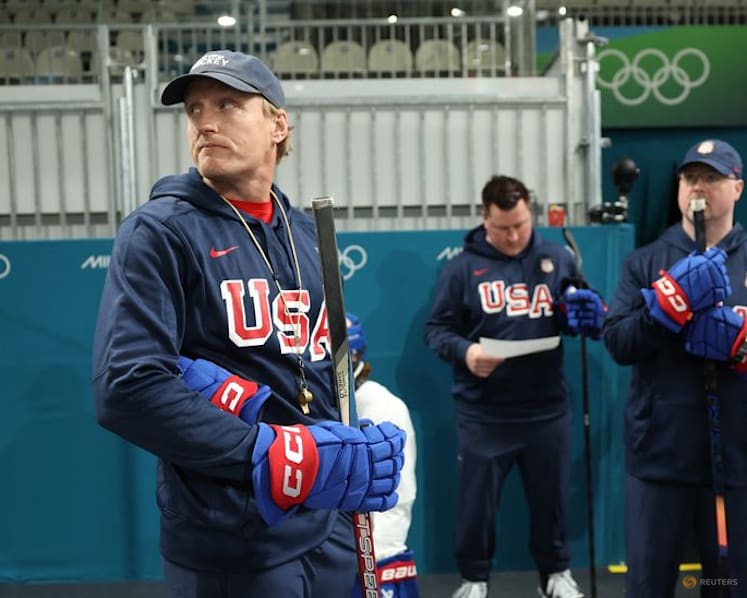 Ice hockey-US carry bruises and scars into Games campaign, says coach
