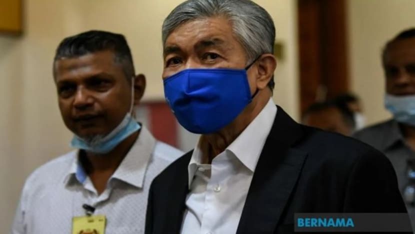 Ahmad Zahid Hamidi jalani ujian COVID-19; perbicaraan kes Yayasan Akalbudi ditangguh hingga 28 Sep