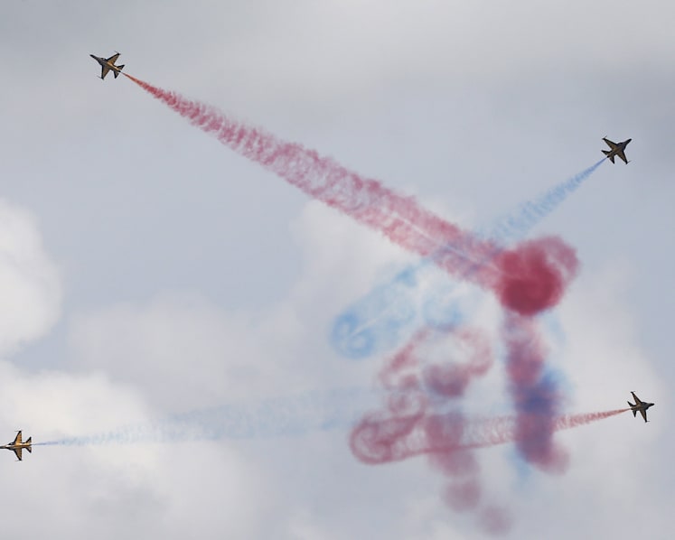 Singapore Airshow promises aerobatics spectacle