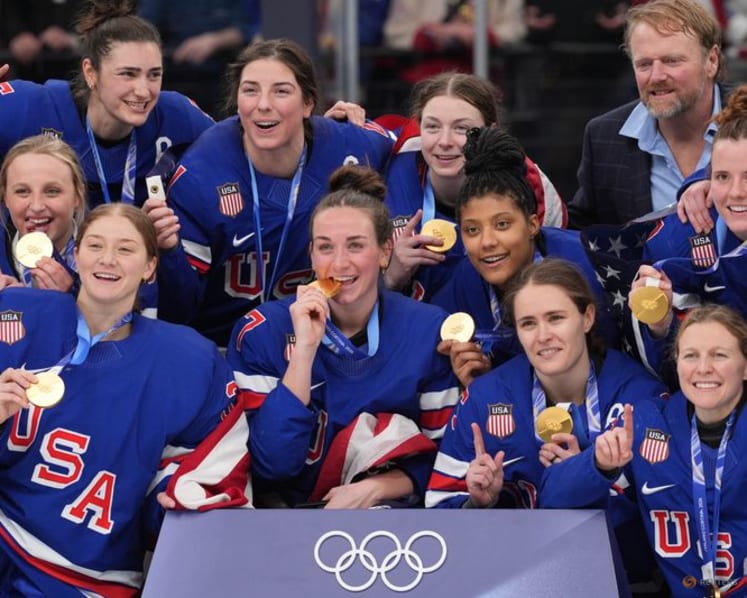 US women's ice hockey team get Las Vegas invite from rapper Flavor Flav