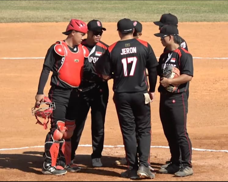 Singapore men’s softballers take SEA Games silver in repeat of 2019 final