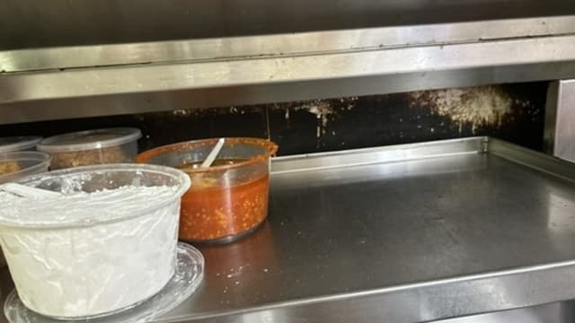 餐饮业者因存在多项食品安全疏失 被罚1000元