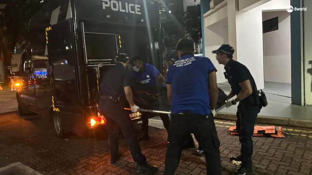 后港组屋夺命火患 三罹难者遗体十小时后终移出