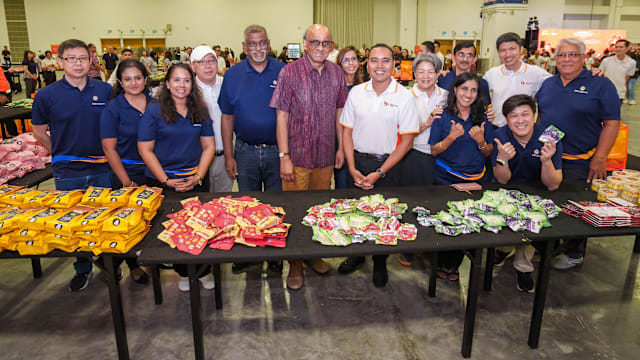 公益金动员3000名志愿者 包装近2万份节庆礼包