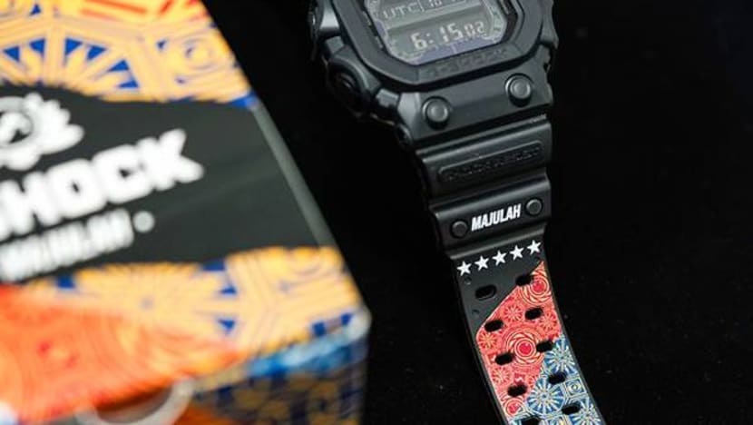 'Sticker Lady' S'pura hasilkan rekaan jam tangan sempena Hari Kebangsaan 'Sticker Lady' S'pura hasilkan rekaan jam tangan sempena Hari Kebangsaan