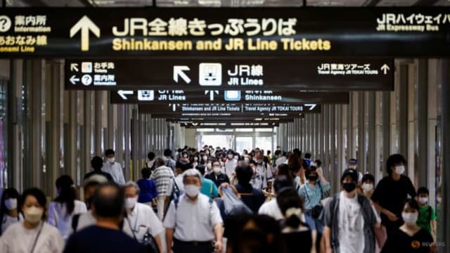 日本拟放宽公交口罩令