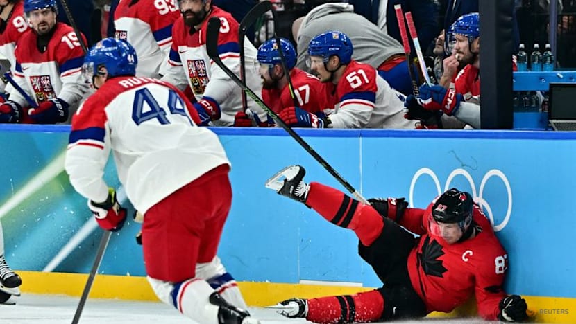 Ice hockey-Sidney Crosby on Canada's mind in semi-final win over Finland