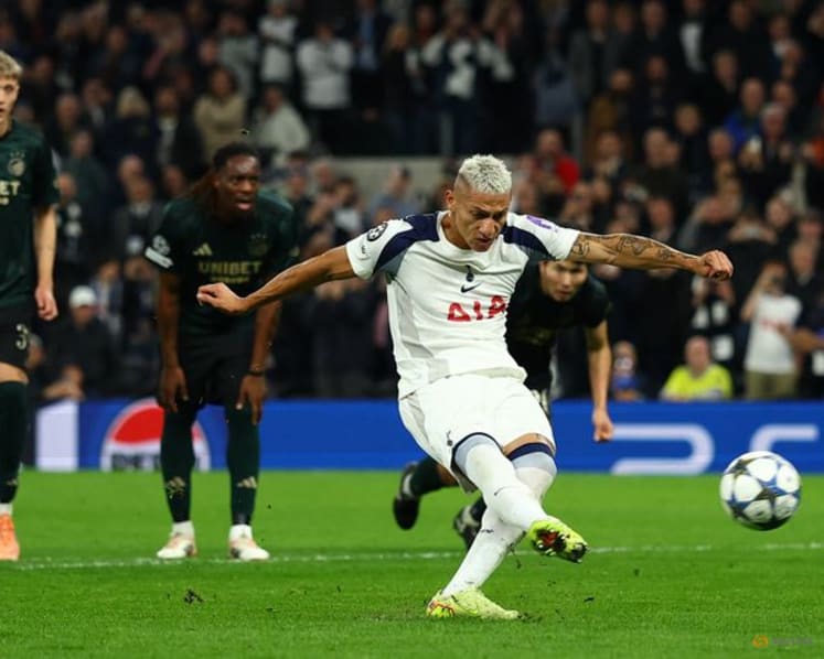Van de Ven wonder goal helps Tottenham to 4-0 rout of Copenhagen
