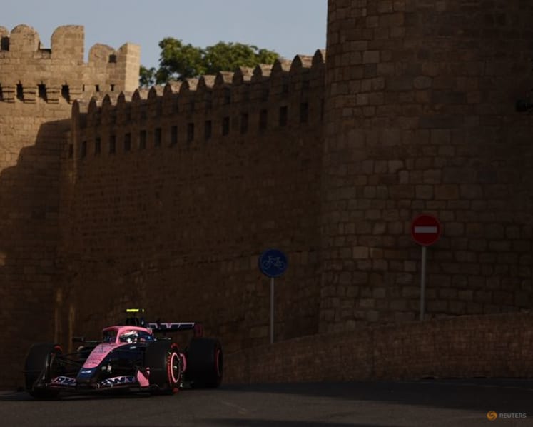 Colapinto takes full blame for Baku crash as he faces social media storm