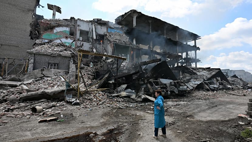 10 killed in strikes in Ukraine and Russia