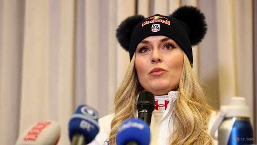 Alpine skiing-Vonn feels stronger, fitter and faster as Cortina looms