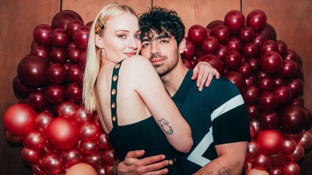 不是说“好好结束婚姻”？Sophie Turner开撕Joe Jonas！