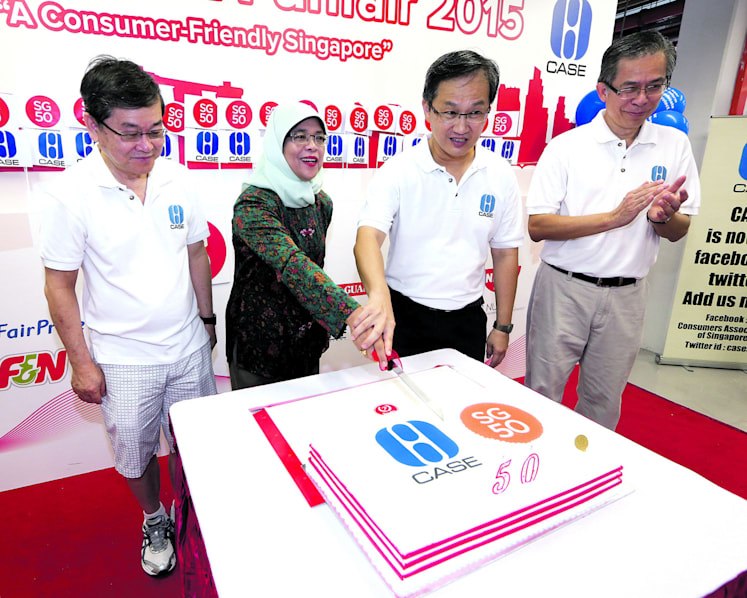 Celebrate long National Day weekend in Singapore, urges Halimah