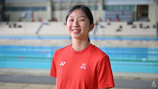 不被东运金牌成绩冲昏头 15岁杨舒宁继续专注日常训练