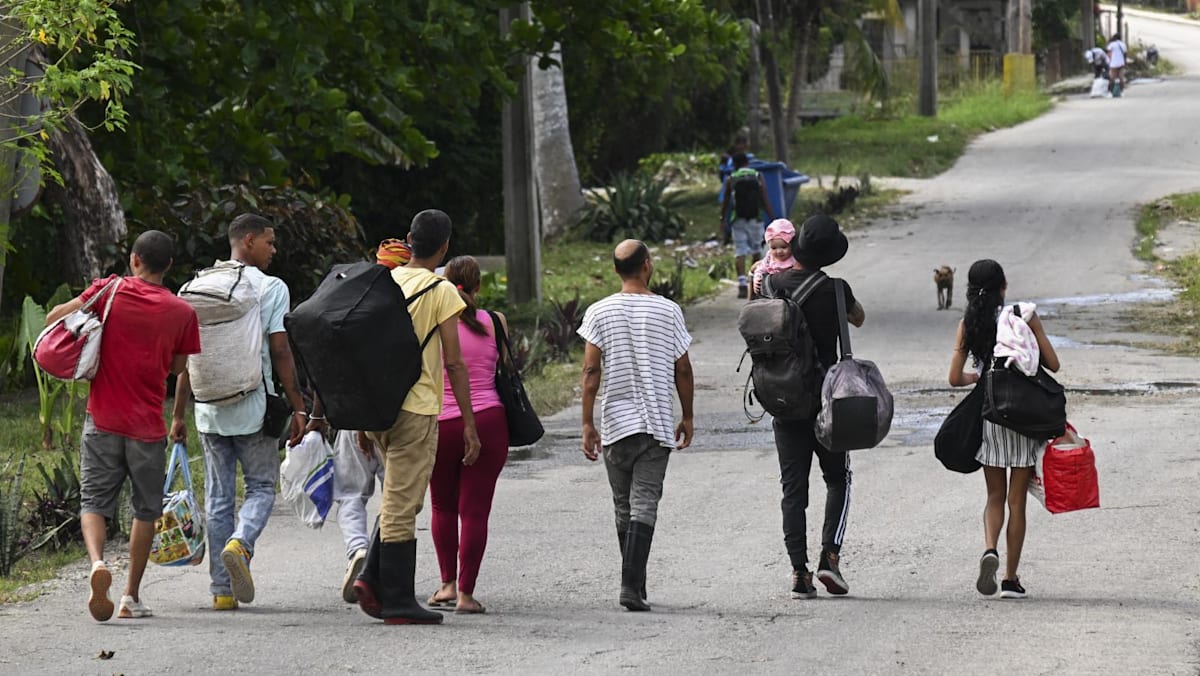 Cuba begins prisoner release after mass pardon