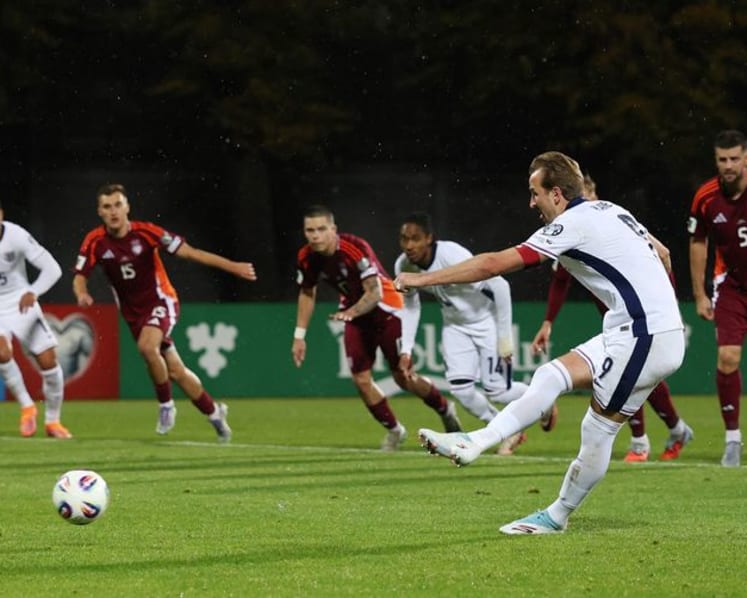 England thrash Latvia 5-0 to qualify for World Cup finals