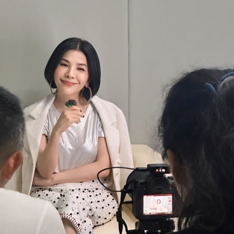 突破独家爆料！张清芳揭秘周渝民拍戏惊人丑闻，大迟到失联搞炸场，导致她怒不拍了！
