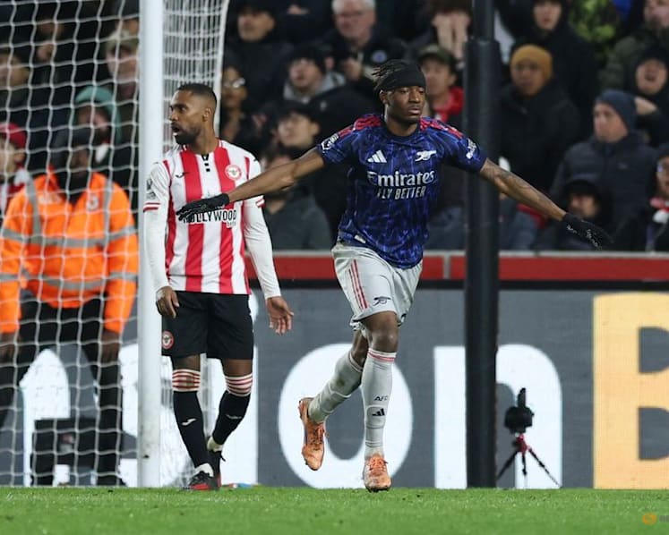 Arsenal miss chance to go six points clear with draw at Brentford