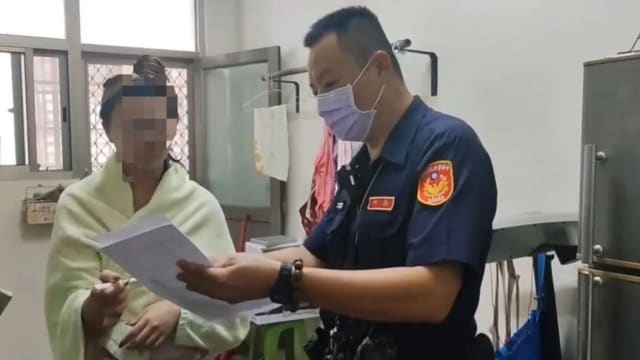 19岁少女要出国赚百万 因阿嫲报警愤而离家