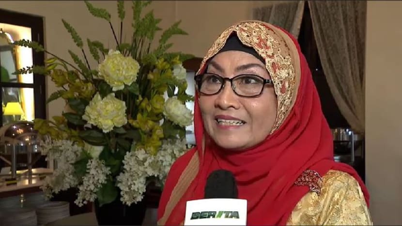 Sanisah Huri mohon maaf terpaksa batal konsert Sanisah Huri mohon maaf terpaksa batal konsert