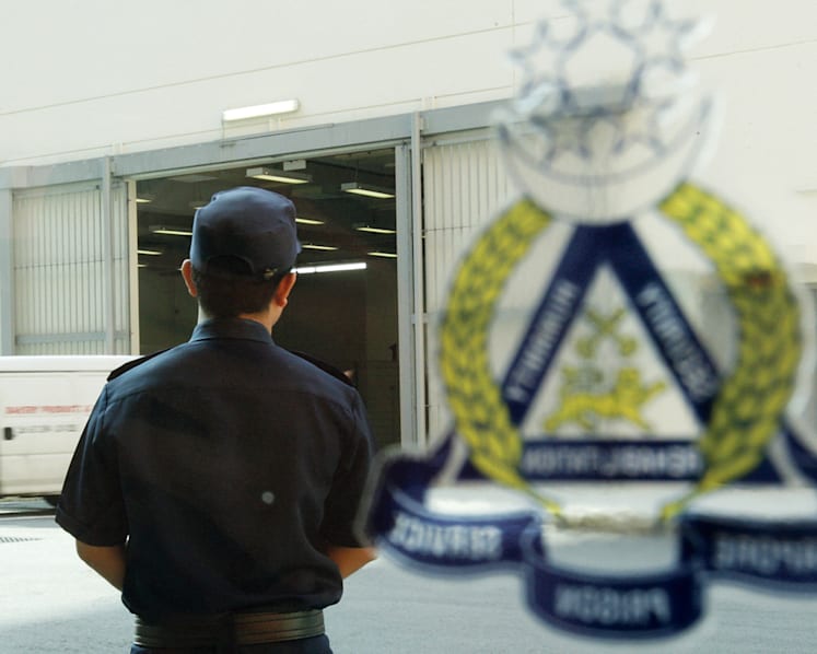 Prison officer fined S$4,000 for illegally accessing inmate’s data
