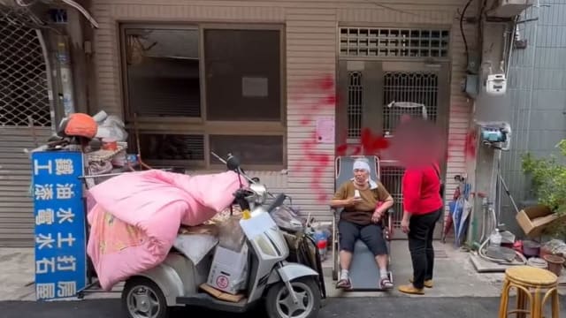 孙子投资失利卖掉50年老宅 台湾84岁阿嬷睡家门口