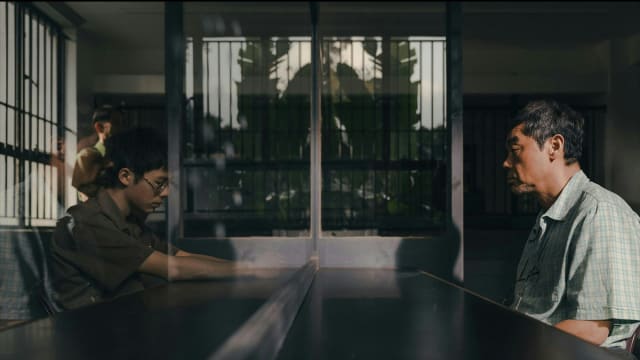 《爸爸》　沉默的悲伤震耳欲聋