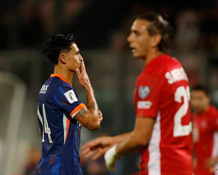 Dutch beat Malta 4-0 to open three-point lead in World Cup qualifying group